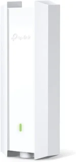 Punto de acceso para exterior TP-Link Omada EAP610 en color blanco con indicador LED verde de estado encendido.